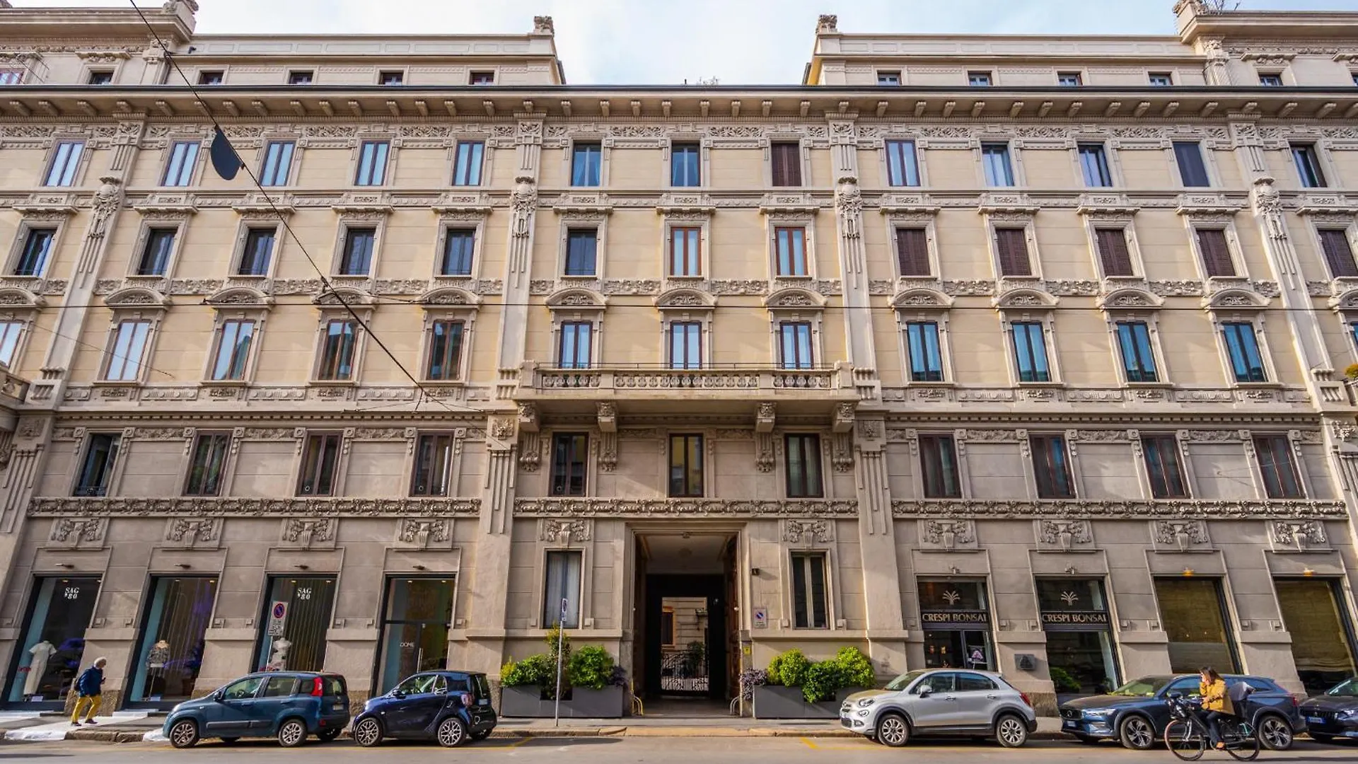 Spacious Apartment In Central Milan Next To Metro 0*,  Italy